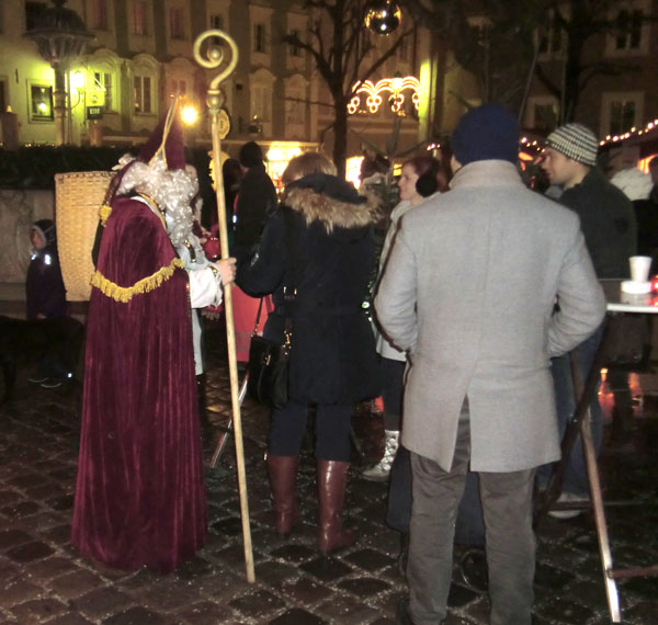 Nikolaus am Bayrhamerplatz